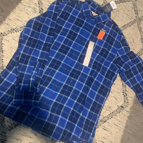 Men’s long sleeve button up flannel - Picture 2 of 8